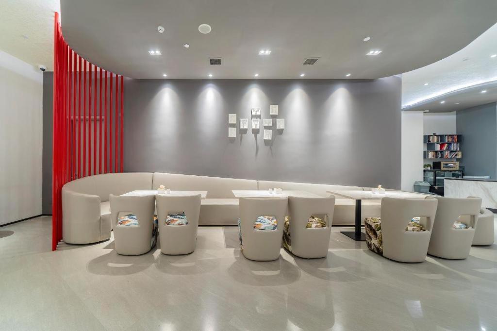 Hotel Hanting Premium Xinzhuang Business Center